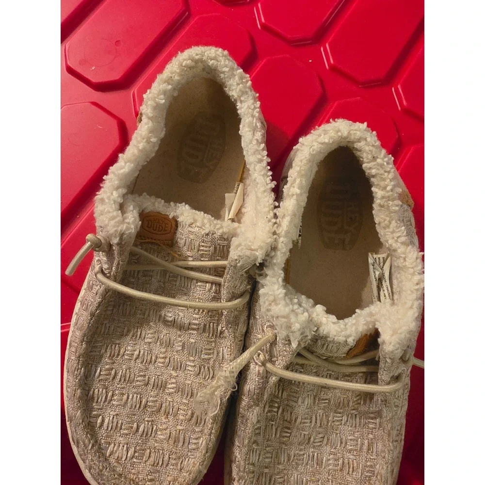 Hey Dude Wendy Kids Tan Gold Metallic Faux Fur Lined Slip On Loafers Shoes yt1